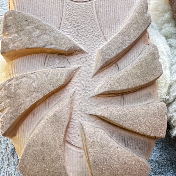 UGG Women's Coquette Slipper Chestnut 9 - Picture 5 of 7